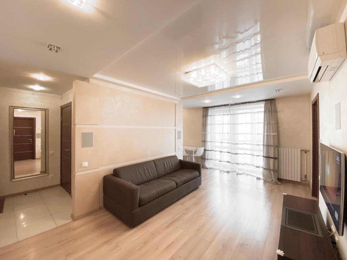 2-Bedroom Apartment Most City Area, Ekaterynoslav Square ドニプロペトロウシク エクステリア 写真