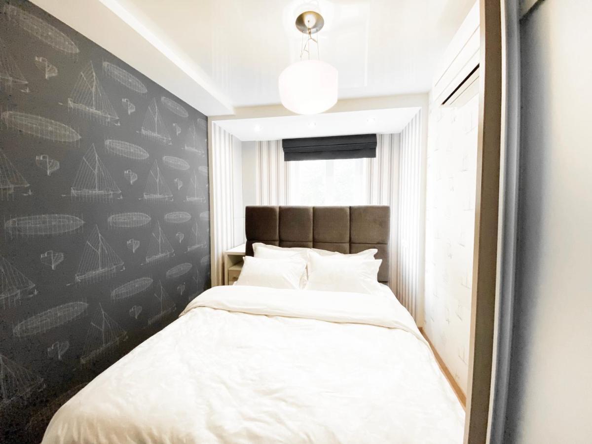 2-Bedroom Apartment Most City Area, Ekaterynoslav Square ドニプロペトロウシク エクステリア 写真